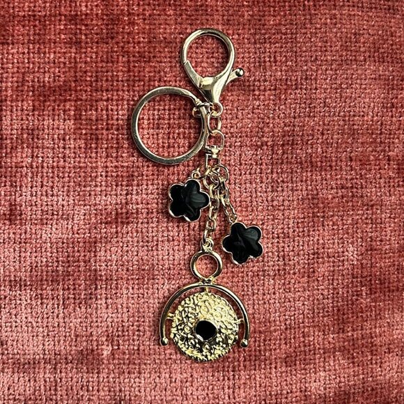 GEOMETRIC BAG CHARM Black and Gold Tone - Picture 3 of 6